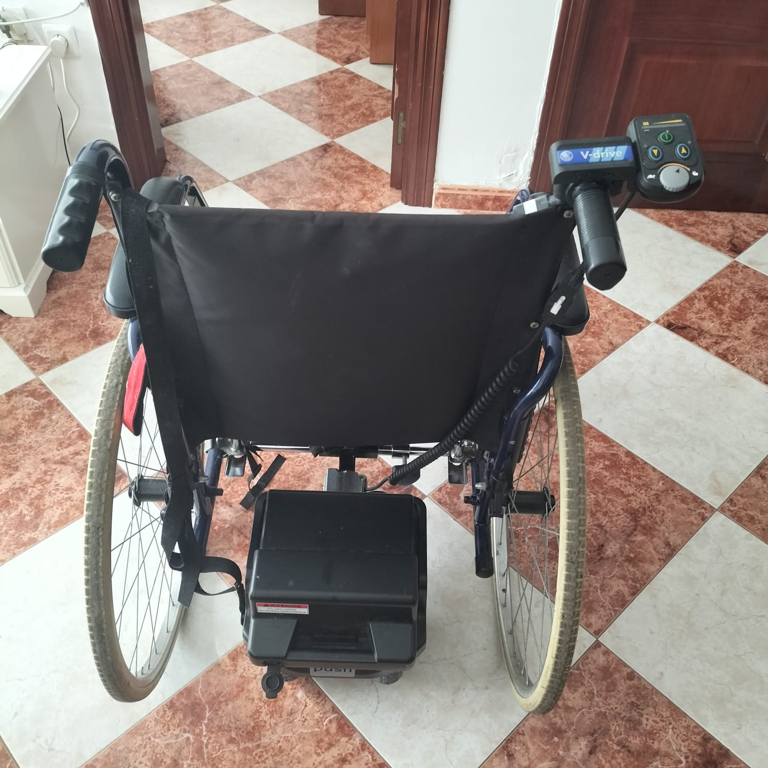 Silla de ruedas eléctrica con motor de ocasión