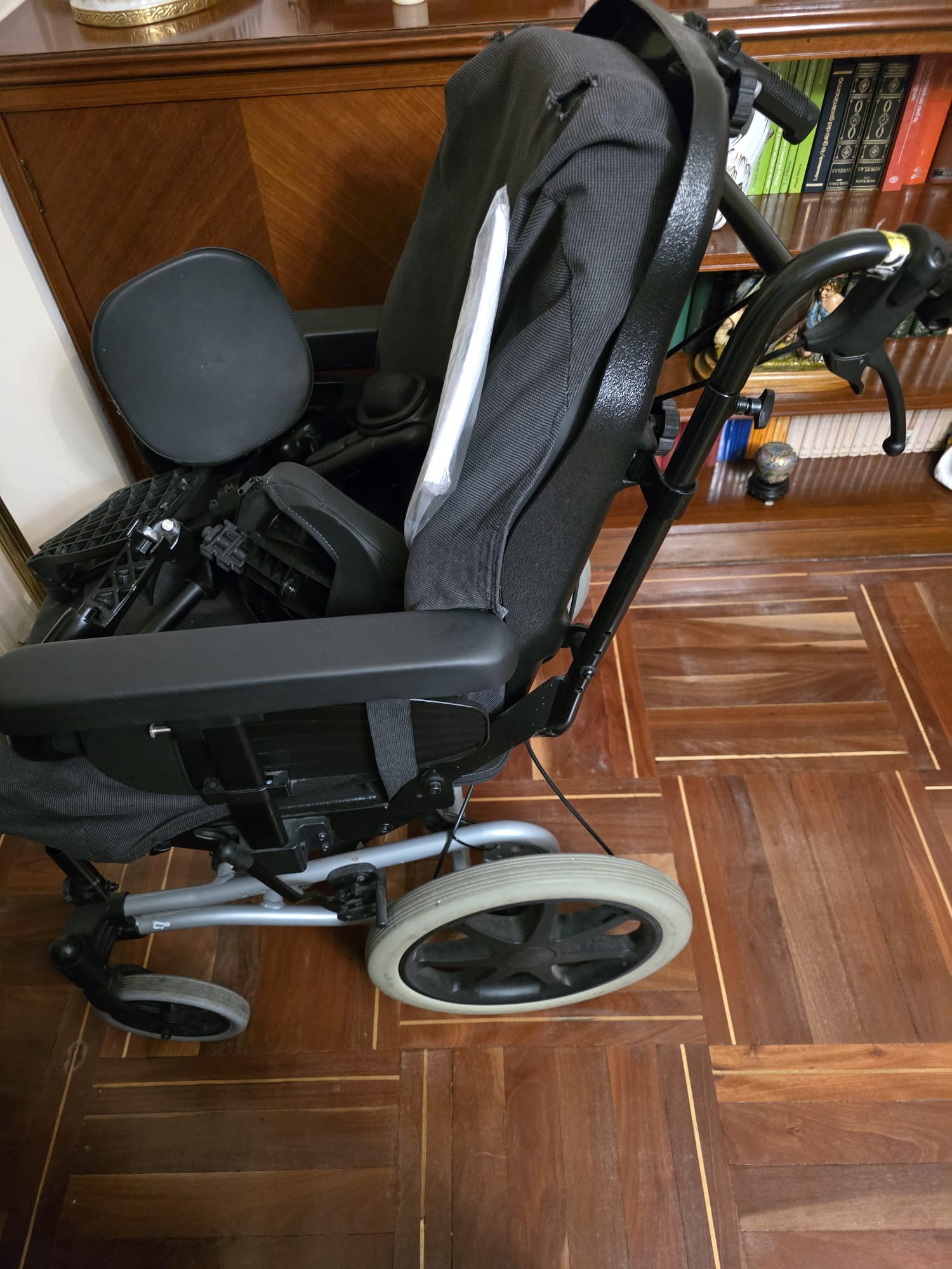 Silla de ruedas de posicionamiento Breezy Relax 2