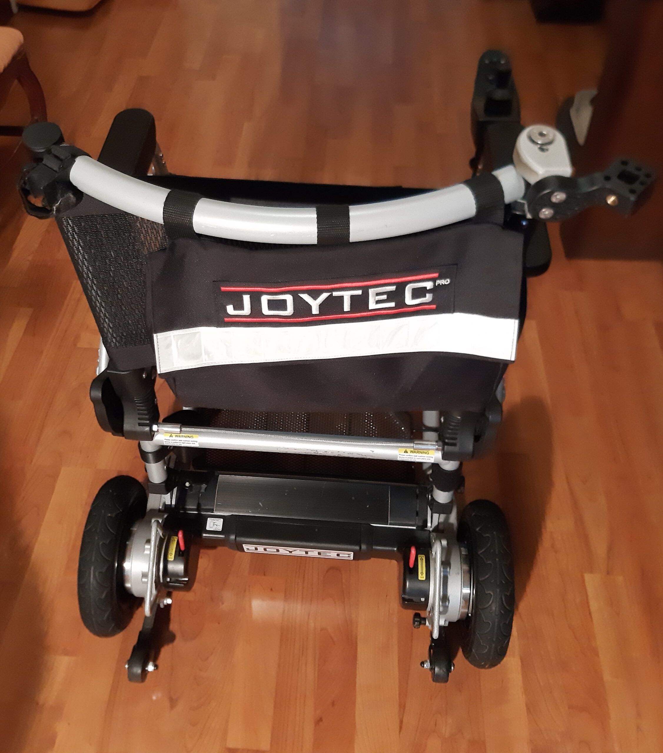 Silla de ruedas eléctrica Joytec Pro de segunda mano. Plegable y desmontable.