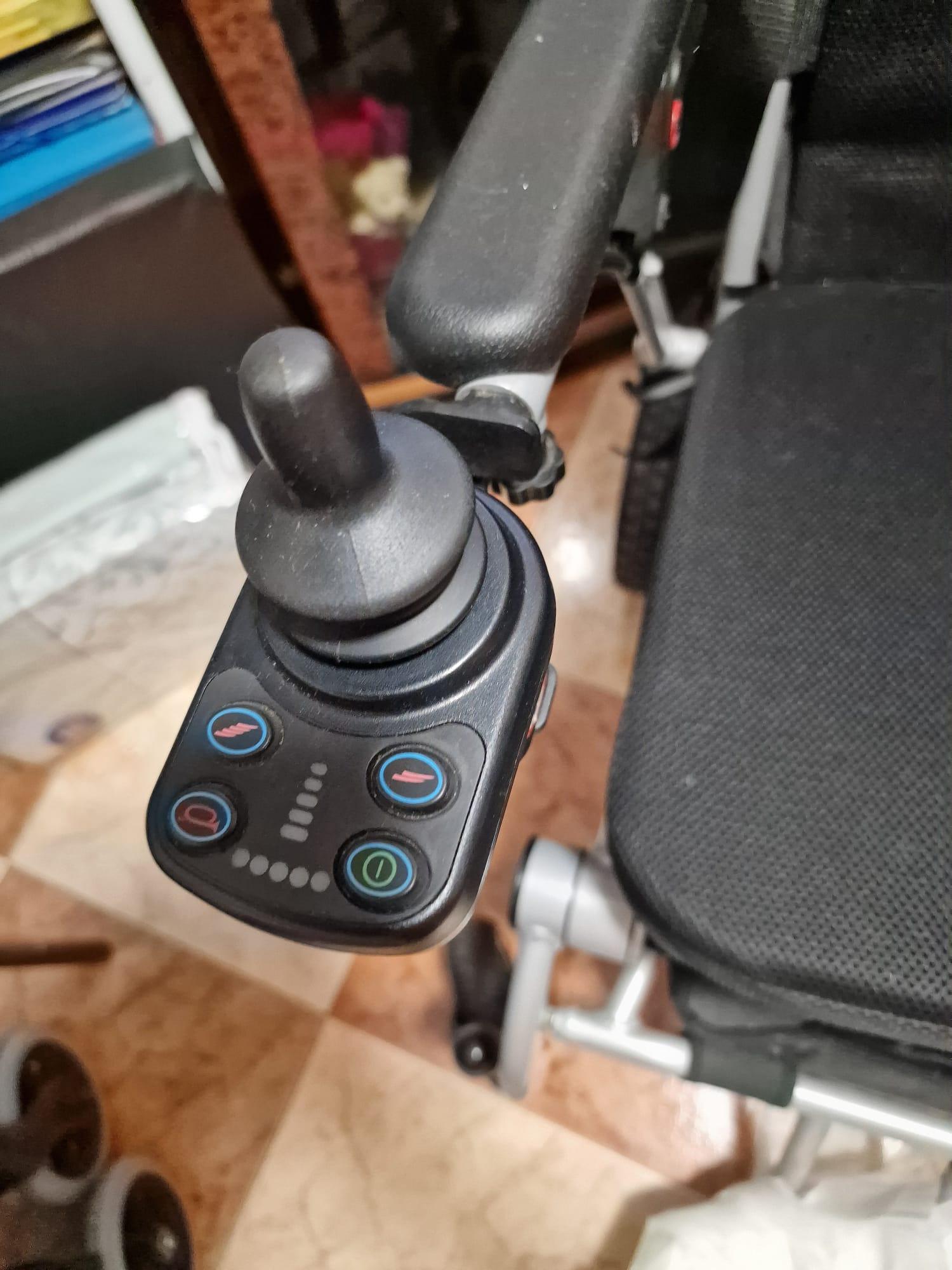 Silla de ruedas eléctrica Ultraligera Gala