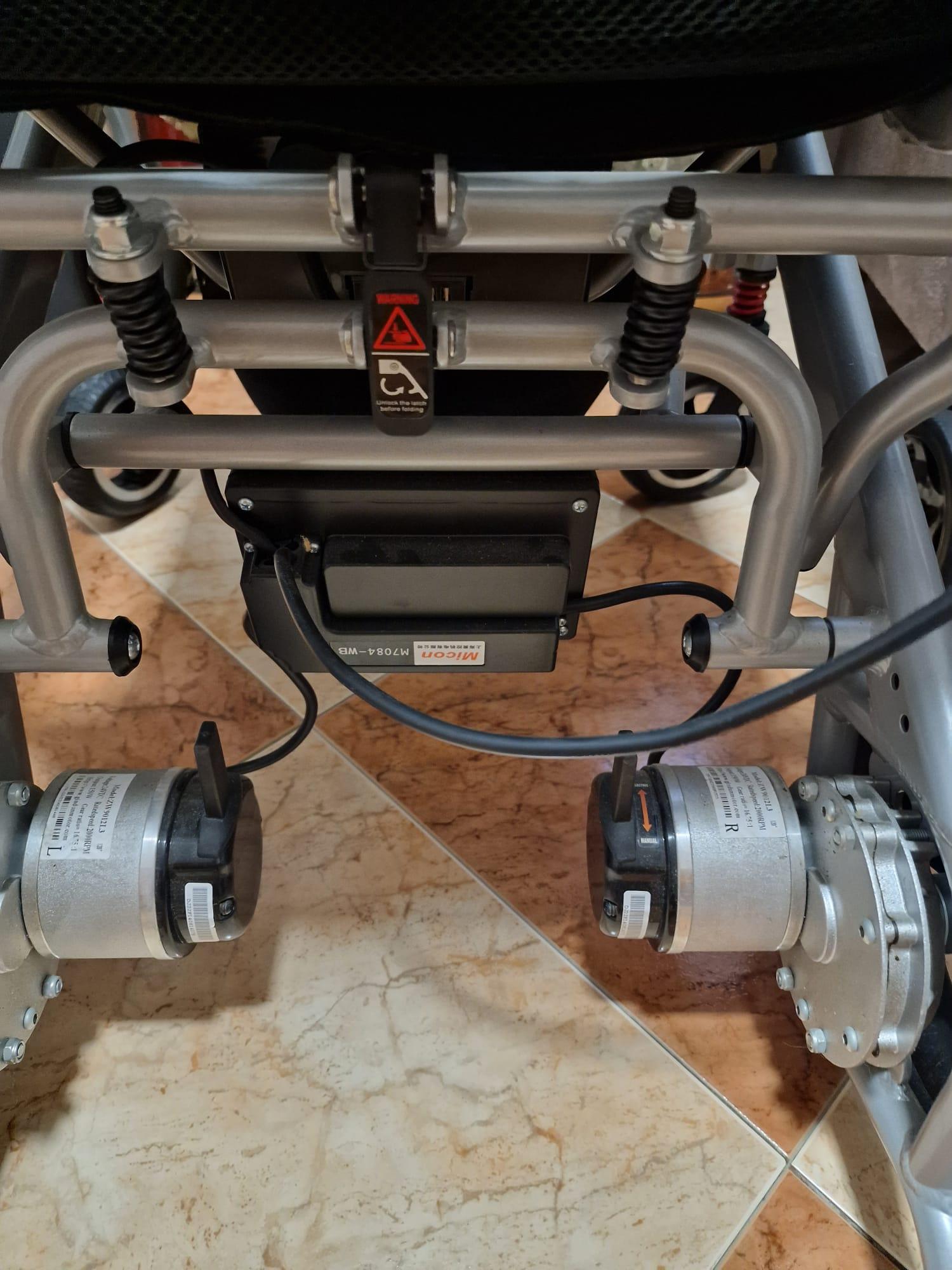 Silla de ruedas eléctrica Ultraligera Gala