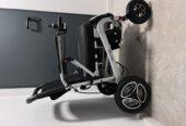 Silla de ruedas eléctrica W5517