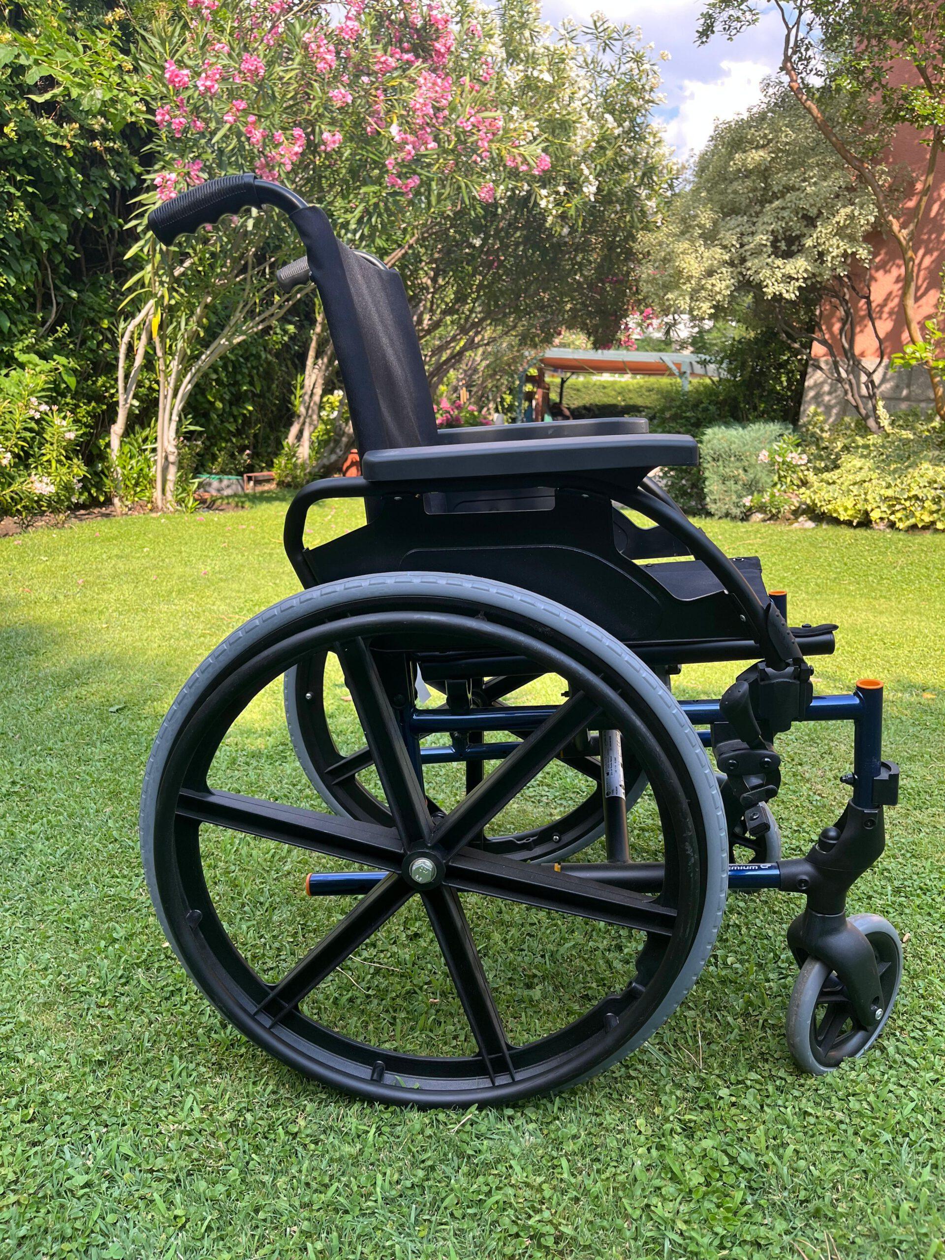 Silla de ruedas Breezy de ocasión ZY Premium plegable