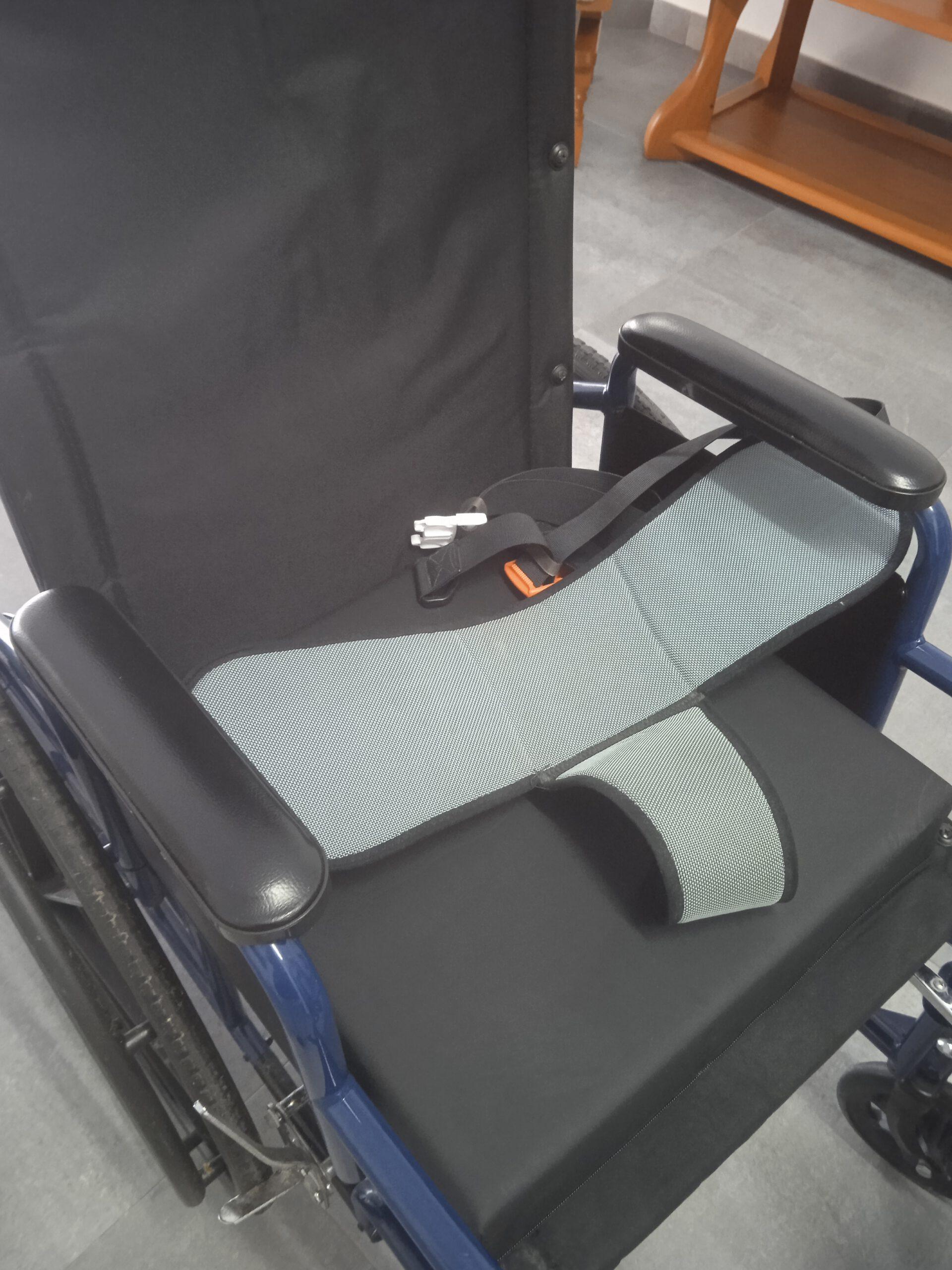 Silla ruedas manual alta de segunda mano