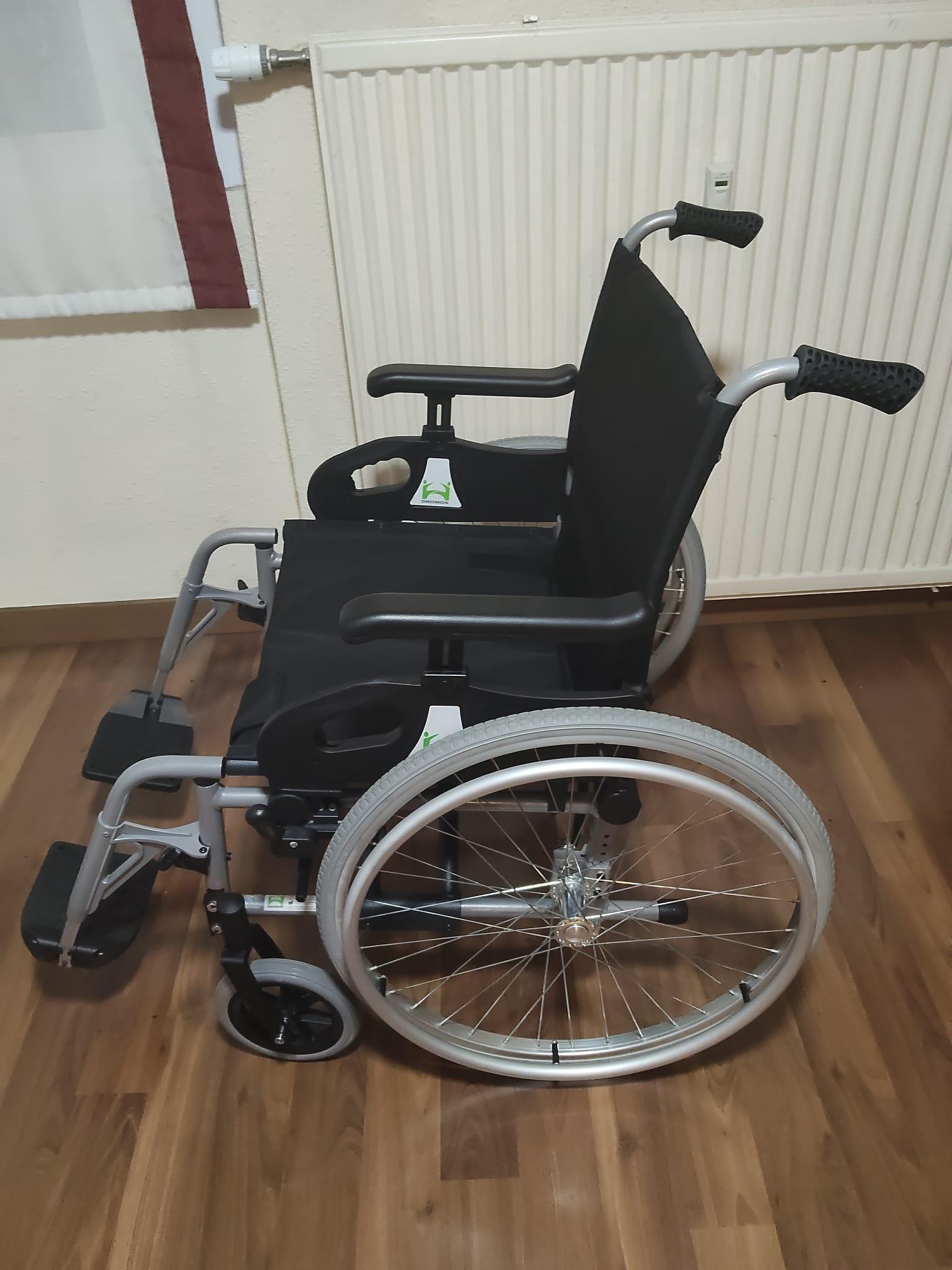 Silla de ruedas de ocasión nueva