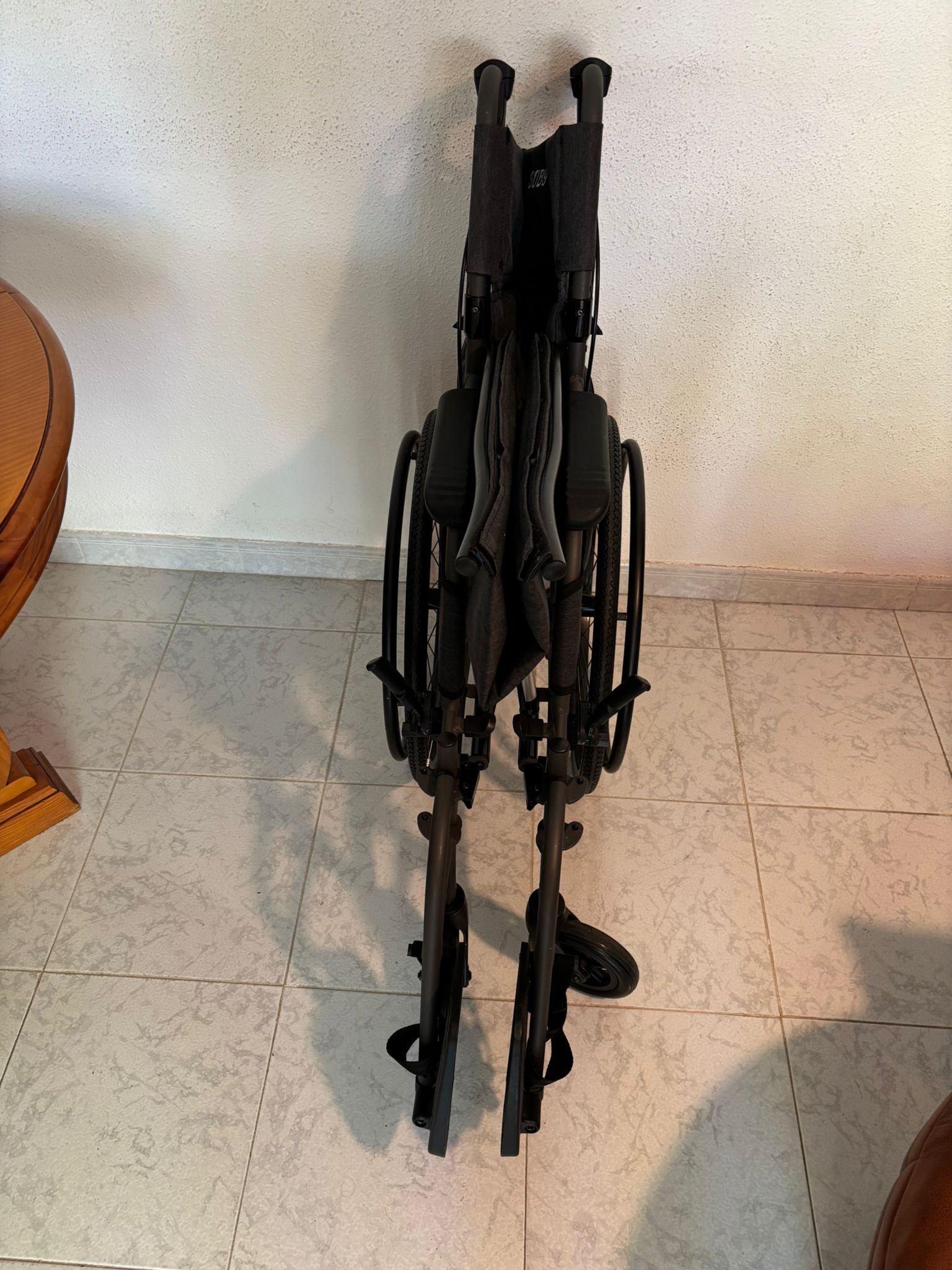 Silla de Ruedas Plegable Saby Lite