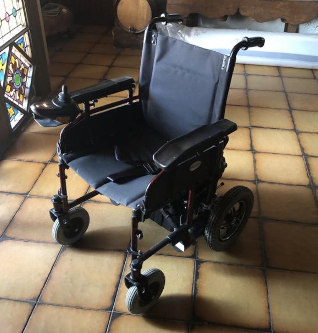 Silla de ruedas eléctrica de ocasión