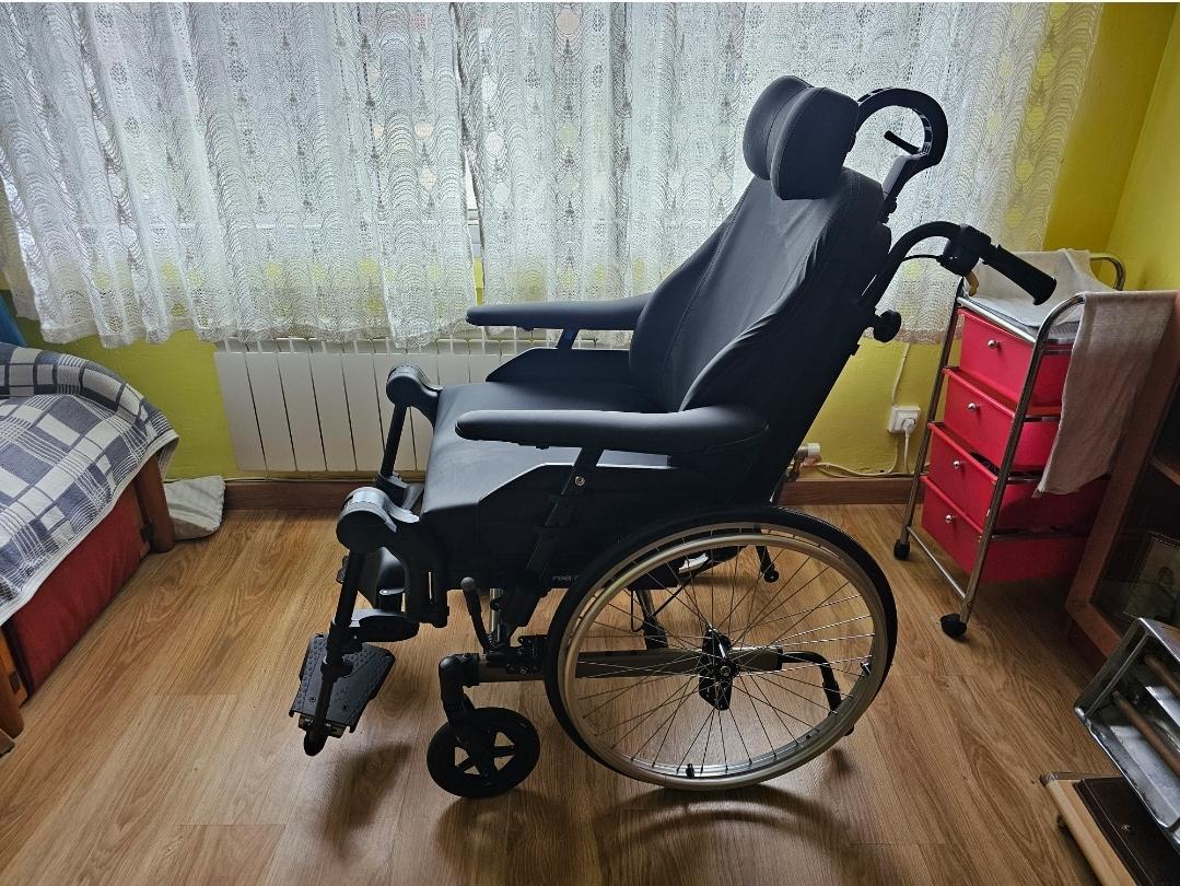 Silla de ruedas manual reclinable de ocasión