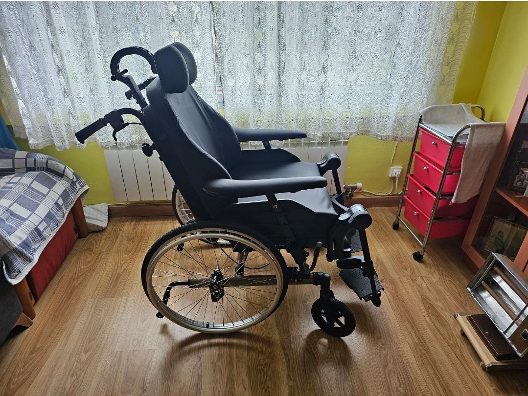 Silla de ruedas manual reclinable de ocasión