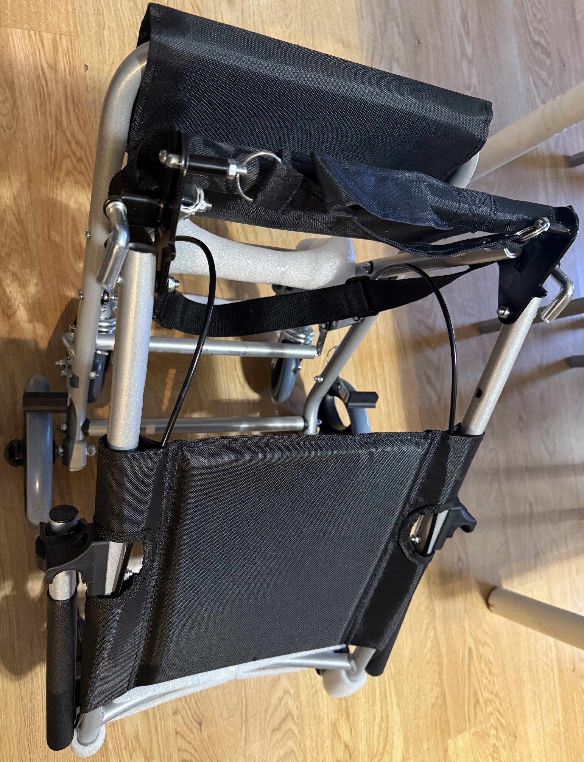 Silla de ruedas de tránsito plegable de segunda mano