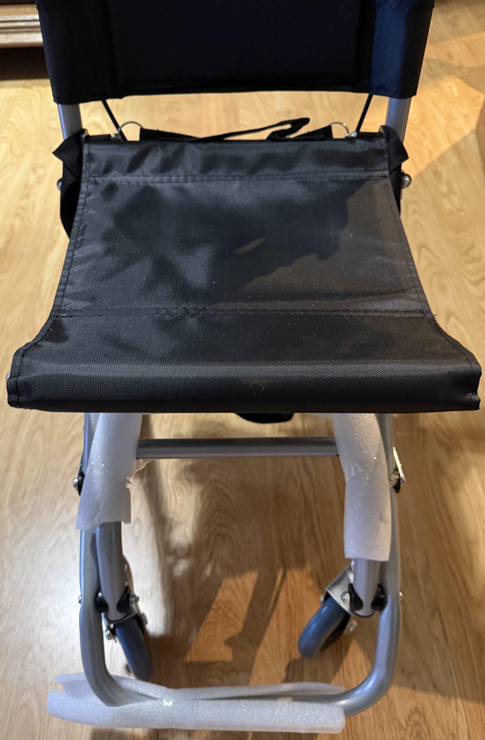 Silla de ruedas de tránsito plegable de segunda mano