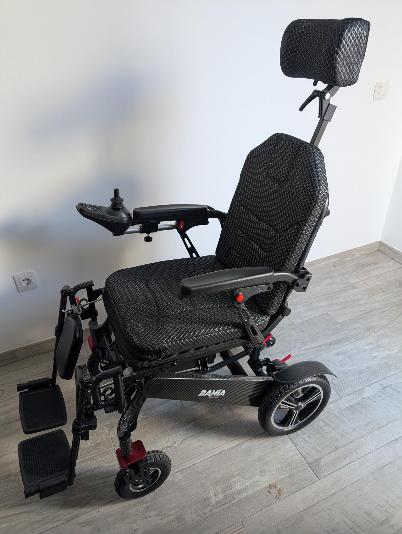 Silla de ruedas plegable eléctrica teyder nueva