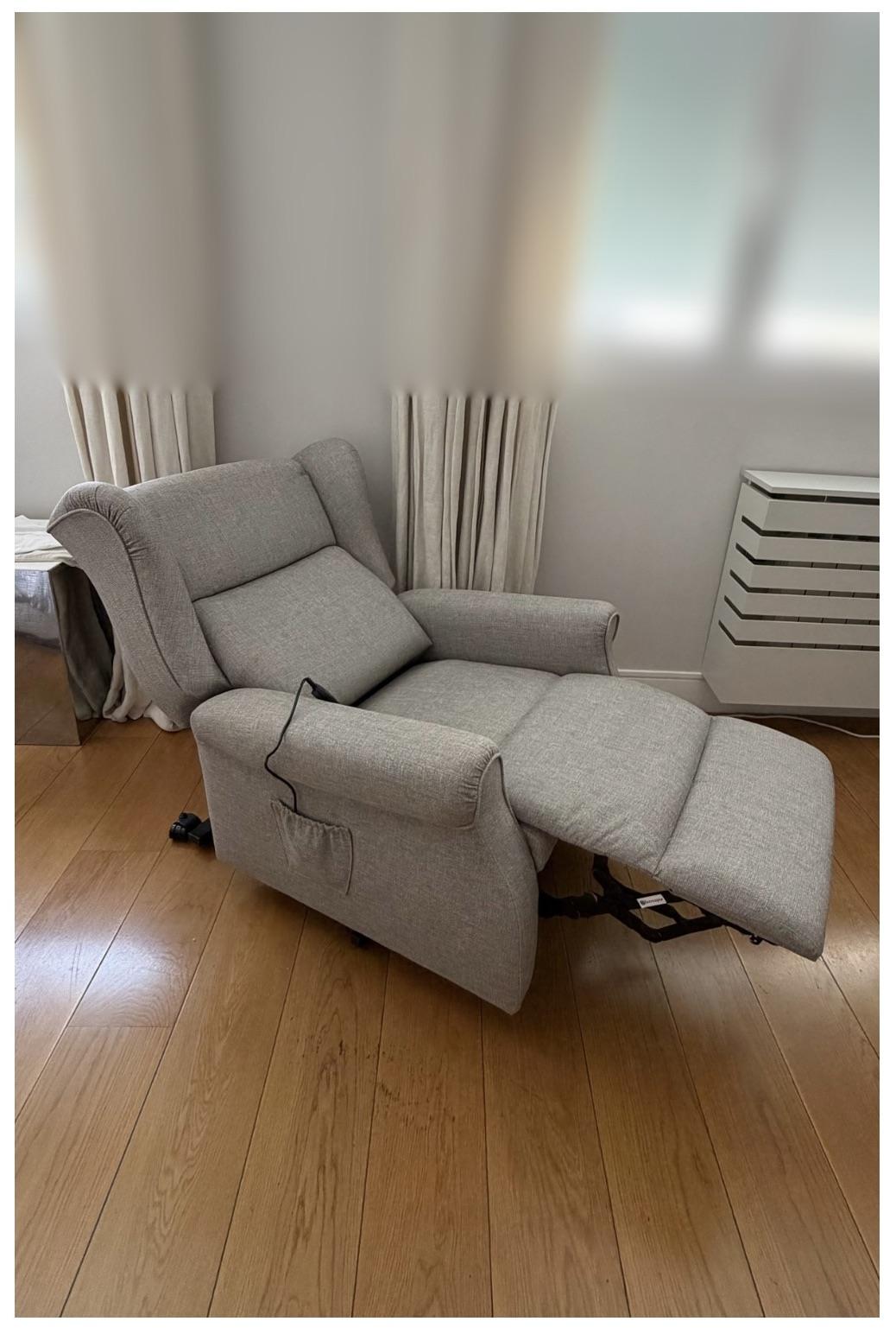 Sillón ortopédico eléctrico reclinable y elevador