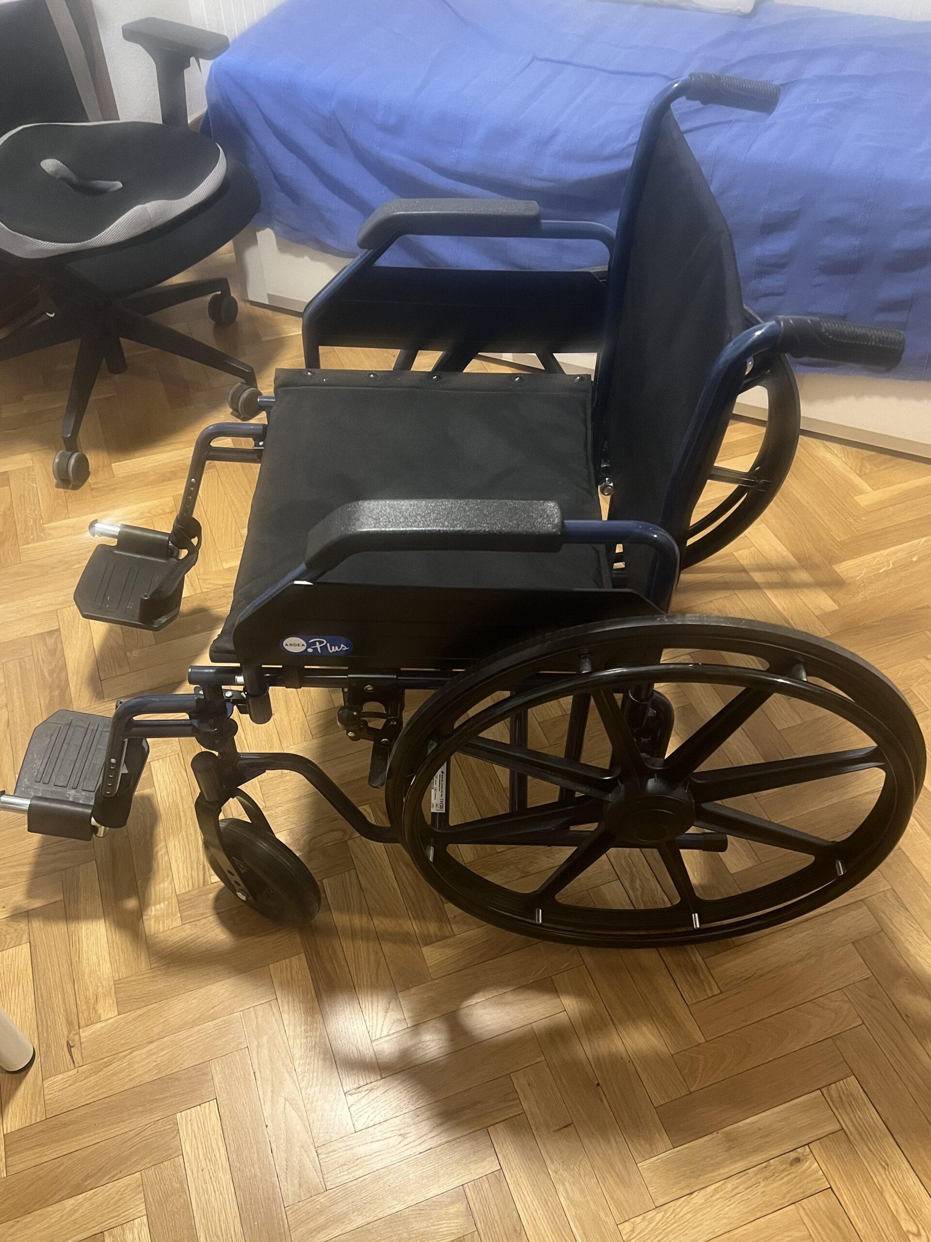 Silla de Ruedas Bariátrica XL Plegable 200Kg