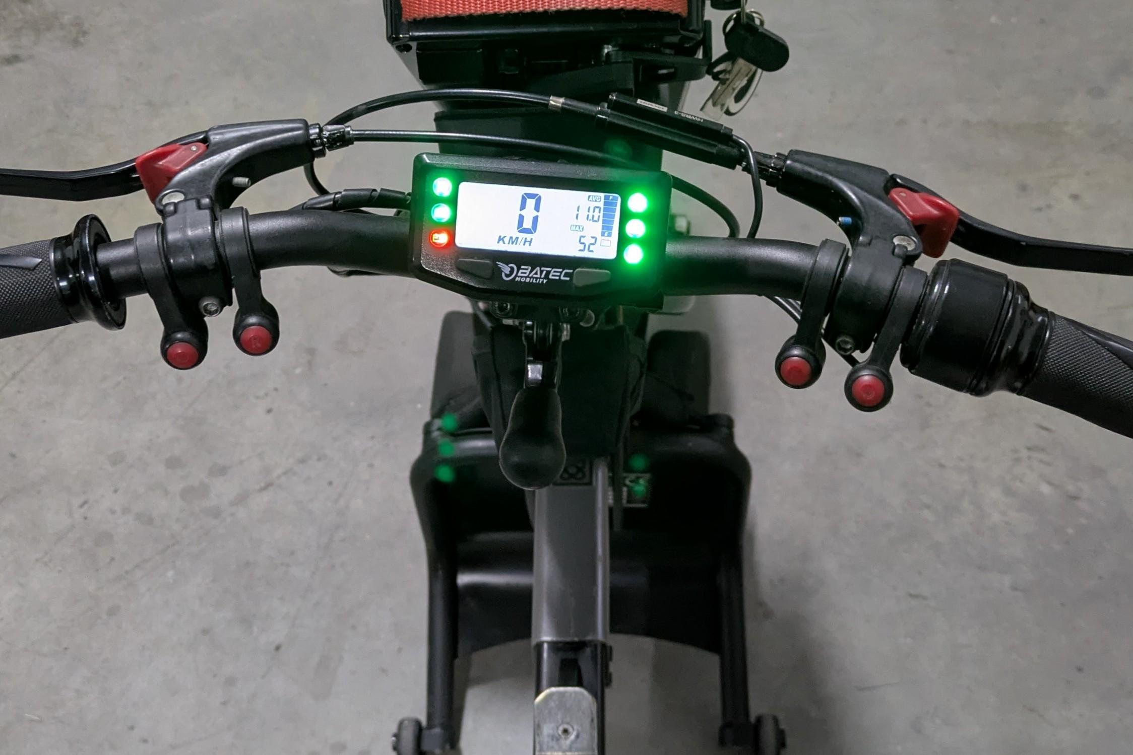 Batec Handbike eléctrico y Silla Quickie Helium adaptada