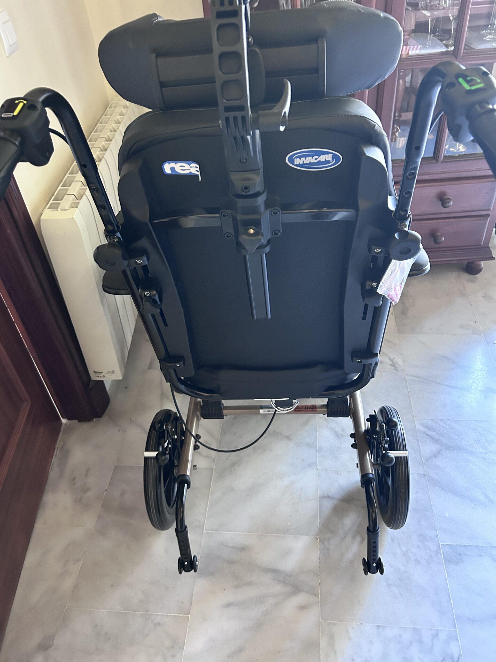 Silla de ruedas manual basculante de segunda mano